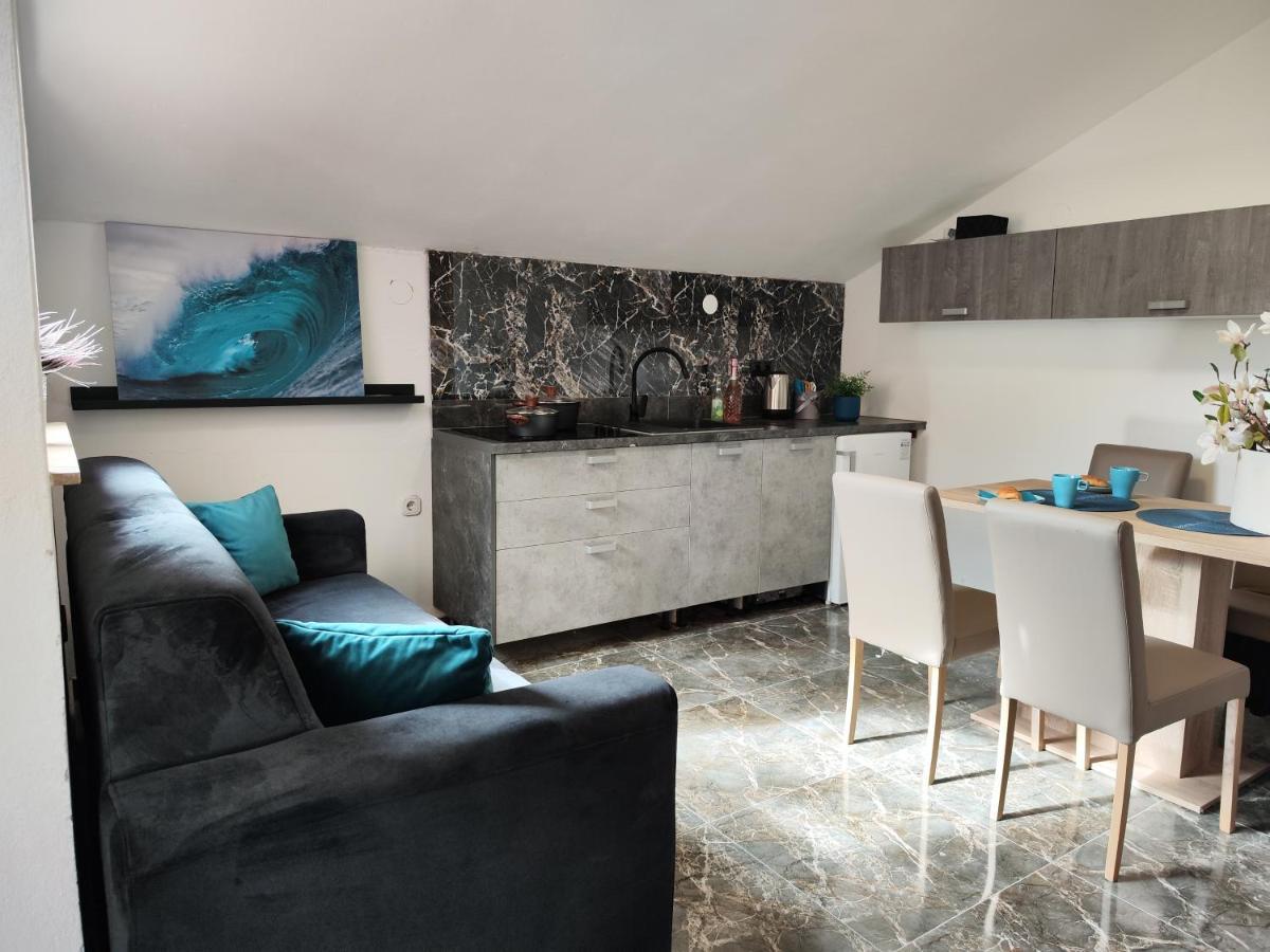Apartments Orhidelia Нівице Екстер'єр фото