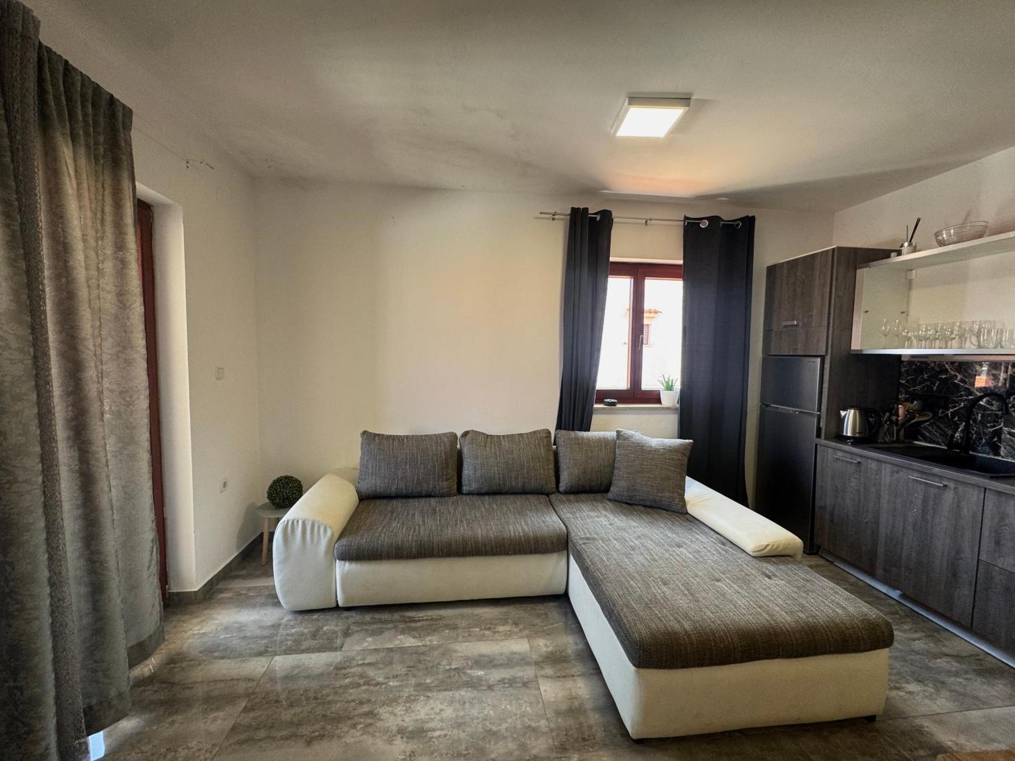 Apartments Orhidelia Нівице Екстер'єр фото