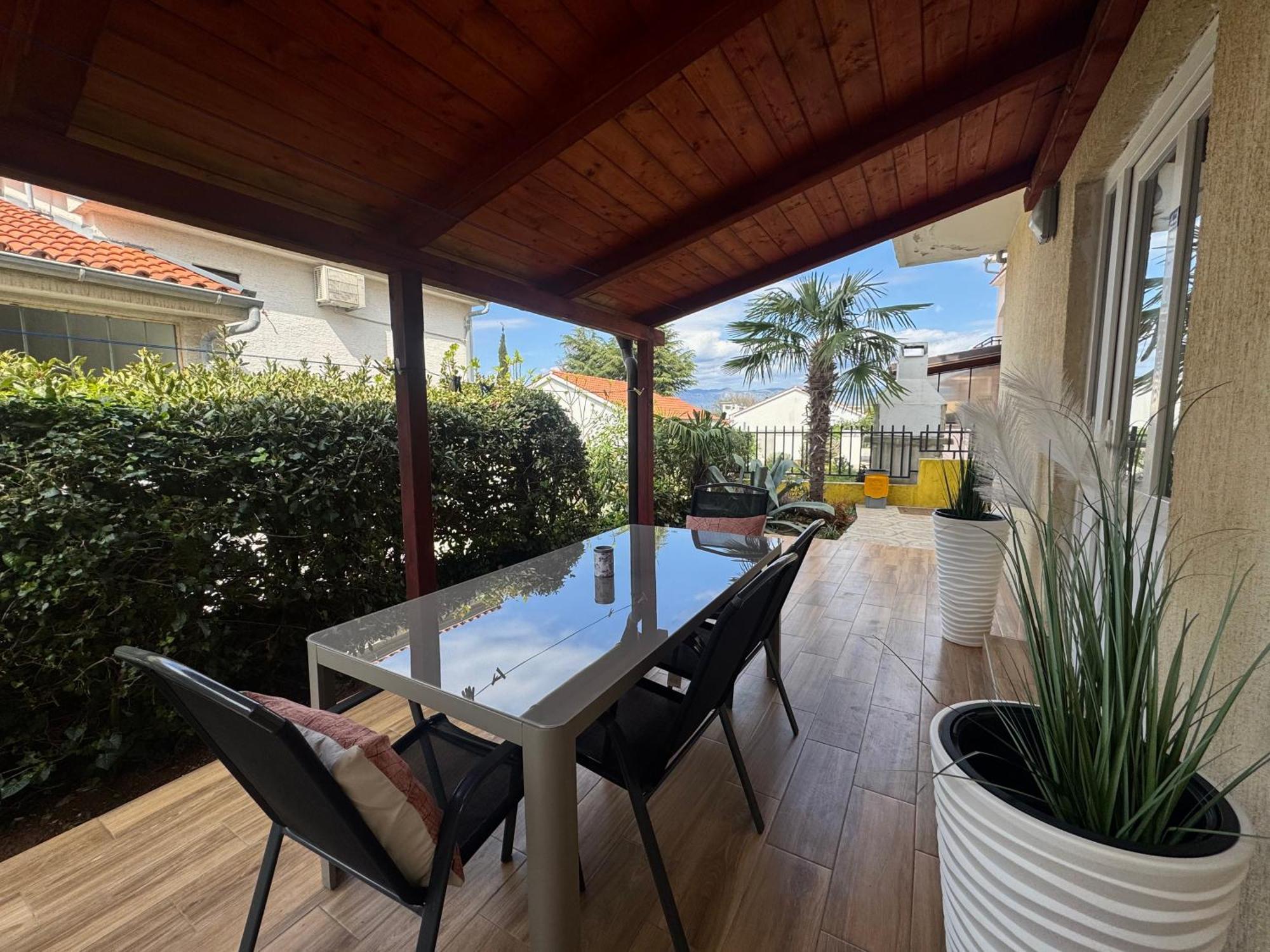 Apartments Orhidelia Нівице Екстер'єр фото