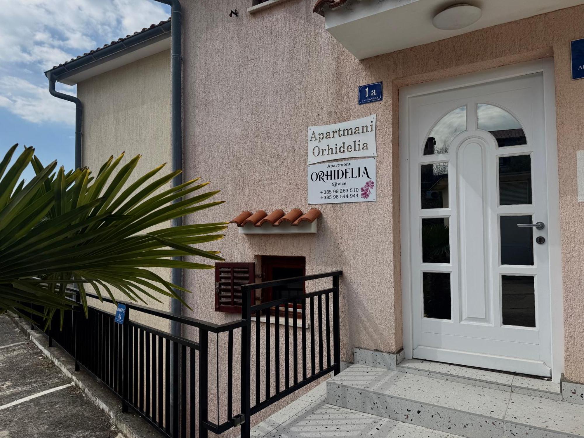 Apartments Orhidelia Нівице Екстер'єр фото
